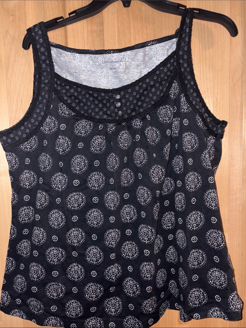 croft & barrow Black Tank Top with White Medallion Print